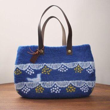 羊毛フェルトバッグ/森のベール 青