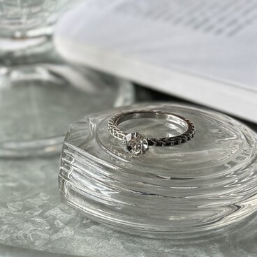 R412-ヴィンテージリング U.S.A. Clear Rhinestone Texture Silver Tone Ring