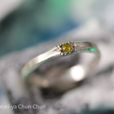 【これがナチュラルだと…？】ローズカット　Yashのナチュラルダイヤモンド・シルバーリング【レモシュワ】