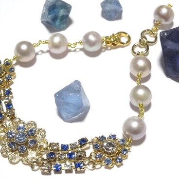 ヴィンテージブルーストーンのフラワーブレスレット【A】