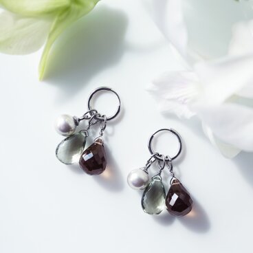 3種ジュエルによる禅庭園のピアスサージカルステンレス・イヤリング可　～Zen garden