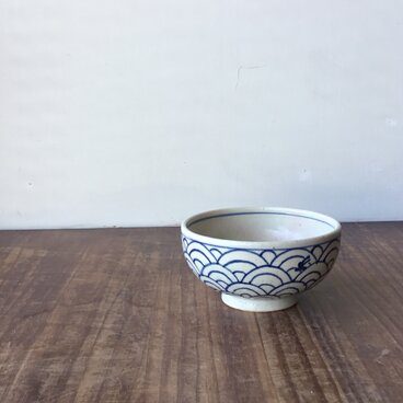 小茶碗　波うさぎ