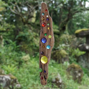 お部屋の中に太陽を　 流木とサンキャッチャー&モビール　窓の装飾 　ガラス玉　クリスタルプリズム　ビーチスタイル　７１