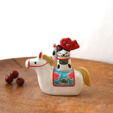 鯛招き猫乗せ福うま　