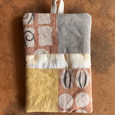 おいしい鍋つかみ  パンモチーフn