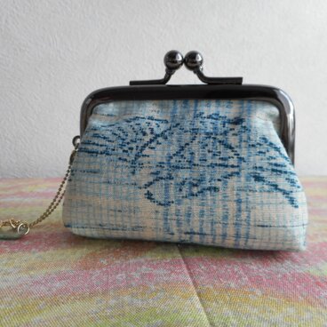 がま口財布　松喰い鶴（まつくいづる）と　あこや貝と亀のチャーム