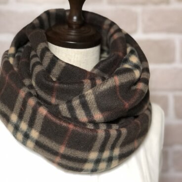 ボリュームたっぷり❣️フリースのあったかスヌード❤️焦茶×ベージュタータンチェック（一点ものです）