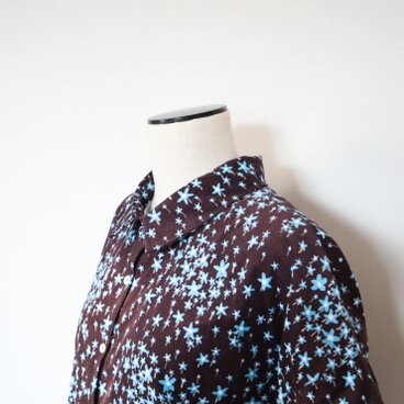 リバティコーデュロイ　スターリーナイトのゆったりシャツ