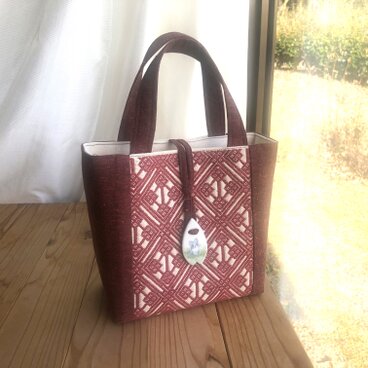 こぎん刺しのトートバッグチャーム付き