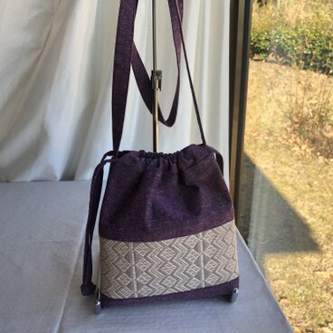 巾着型ショルダーバッグ