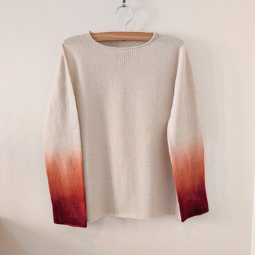 美しいグラデーションがおしゃれなライトニット～シームレスでウール100％の日本製