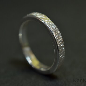 SVリング｜乱槌目｜平打ち・幅(約)3.0㎜