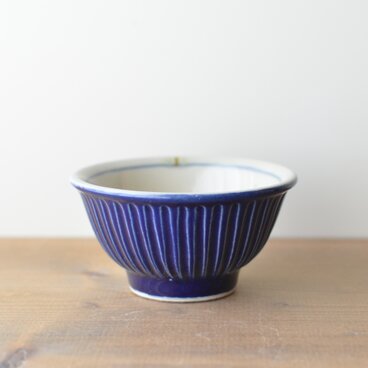 コバルト釉しのぎのお茶碗　小