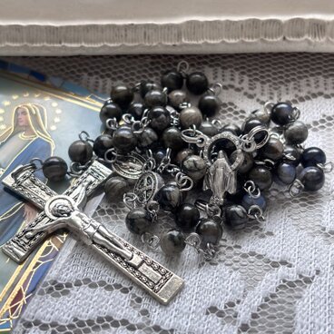 ケセラストーンのロザリオ