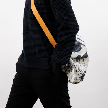 Tokyo Manga Midnight Blue & 調節可能なレザーストラップセット (マスタード)