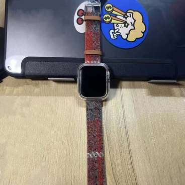 アップルウォッチバンド Apple Watch バンド オリジナルデザイン 英国製です 手縫い 本革 天然草木染め