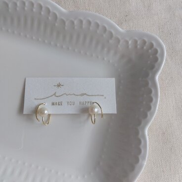 14kgf １粒淡水パールのくるりんピアス