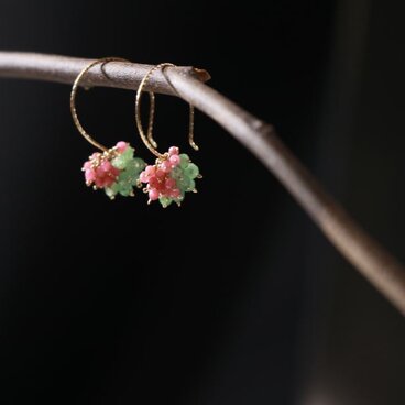 グリーンガーネットとインペリアルロードナイトのピアス