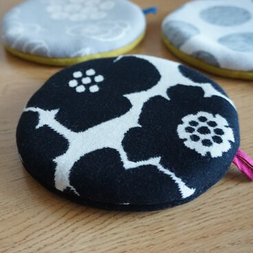 まん丸鍋敷き＆鍋つかみ（花柄）
