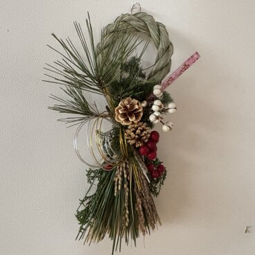 しめ縄（房飾）のお正月飾り(赤松）