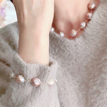 シュリンク大粒淡水パール ステーション チョーカーネックレス&ブレスレット ライトモーヴ ラベンダー