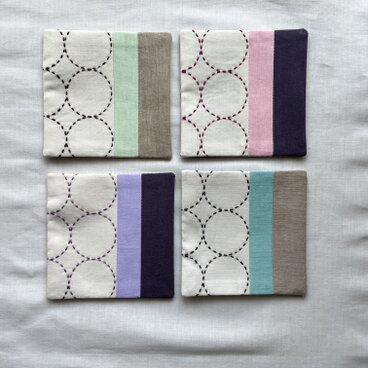 【ハギレ活用お得セット】刺し子コースター4枚セット②   丸模様　グリーンブラウン×パープルラベンダー　カラフル　ギフト