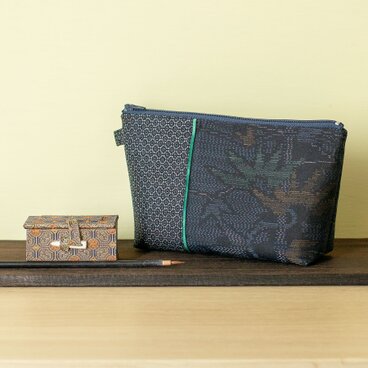 B-108大島紬切り替えポーチ/男大島×緑ライン黒系大島