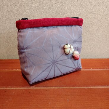 着物　梅付きトート型ポーチ（中）