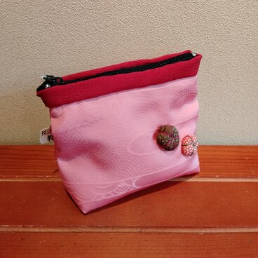 着物　梅付きトート型ポーチ（中）