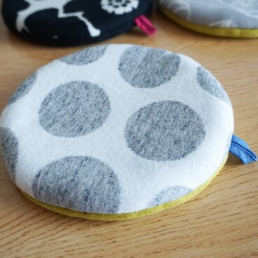 まん丸鍋敷き＆鍋つかみ（ドット柄）