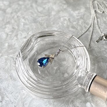 NT20-TRIFARI トリファリ・ヴィンテージネックレス Blue Topaz Foil Back Glass Pair