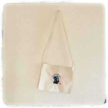 真珠の耳飾りのカエルのキャンバスサコッシュ 青いターバンの少女 ショルダーバッグ ポシェット　名入れ可