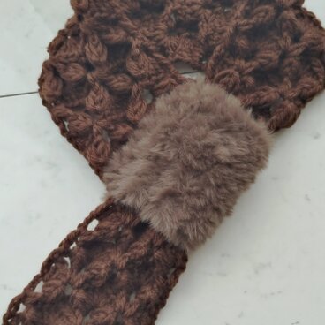 【お客様の声から生まれた】マフラー ファー バタフライ 花 柄 模様 茶色 ブラウン ショート ループ 手編み 編み物 編み