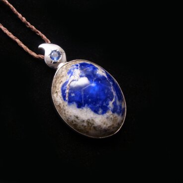 ラピスラズリ＆カイヤナイト「雲の切れ目」個展作品