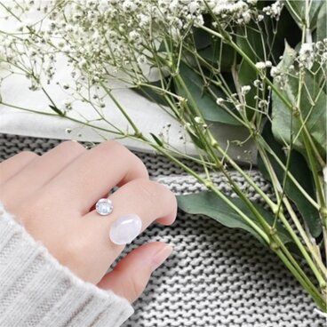 ✧2粒の奇跡✧ 天然石×クリスタル　ローズクォーツ　華奢見えフォークリング　冬コーデ　新春