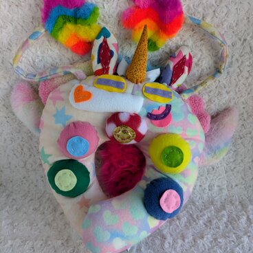 【受注製作】午年限定くびまくら 『ユニコ〜っぱいまン』