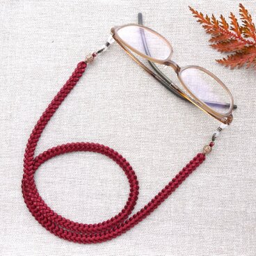 ＊ドイツビーズ&リボンのグラスコード（ボルドー）＊