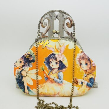 「Honey Baby」がま口バッグ・スマホショルダー・チェーン付き・ポーチ（口金16.5）