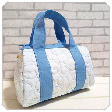 くま柄キルト☆2wayにもなる台形フォルムのボストンバッグ