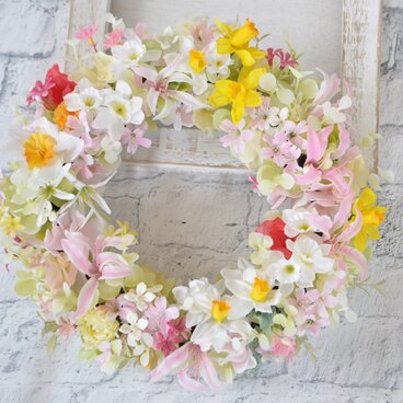 オーダー　raさま　水仙とピンクのダイアモンドリリー　リース：春　ピンク　白　黄