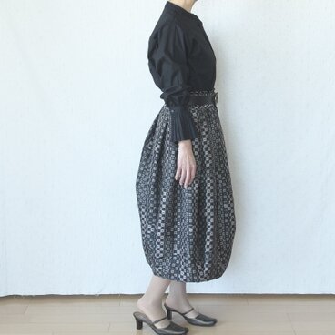 銘仙のつぼみスカート