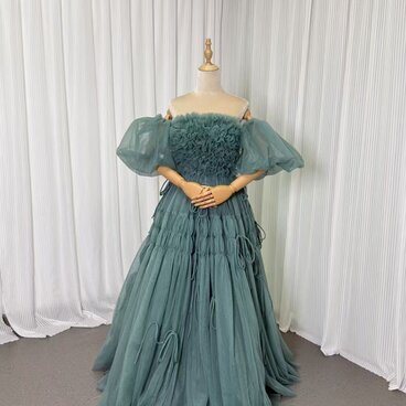 パーティードレス ミントグリーン ベアトップ シースルー袖 ラッフルフリル デザイン感 リボン 編み上げ 前撮り