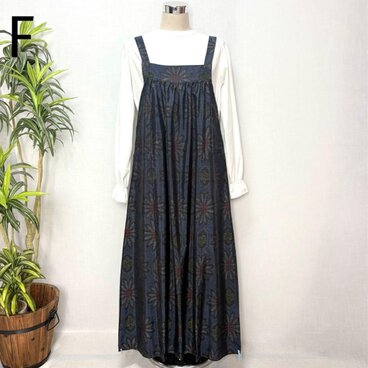 着物リメイク　大島紬花柄ジャンパースカート　ロングワンピース　ミモレ丈　ゆったり　ノースリーブ　フリーサイズ　大人かわいい