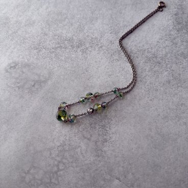 289 ヴィンテージ 静かな虹 ― アイリスガラスのネックレス