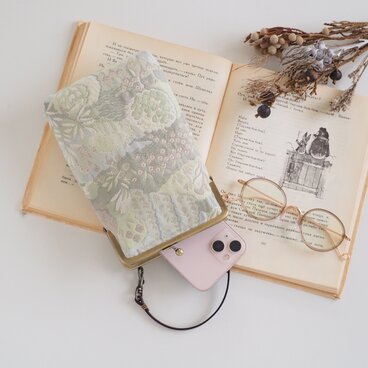 ■森のジャガードがま口スマホショルダーポーチ・Lサイズ ■ bateau (foret)