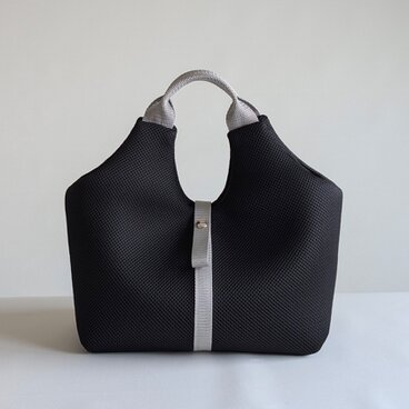 軽くて洗える・ちょうどいいメッシュトート(ブラック)