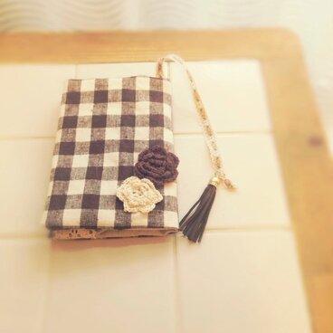 ブックカバー◎文庫本サイズ《萌香》