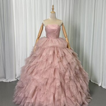 人気上昇！薄桃色 カラードレス ベアトップ 柔らかく重ねたチュールスカート ロング 編み上げ 前撮り