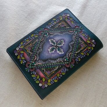 文庫サイズブックカバー 刻印、拭き染め 牛革