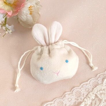 可愛いうさぎのミニ巾着